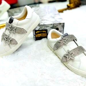 Vintage Havana sneakers brand new never worn size 5.5